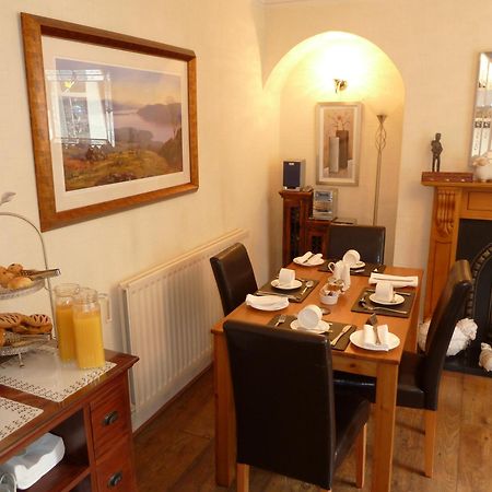 All Seasons Guest House Уиндермер Екстериор снимка