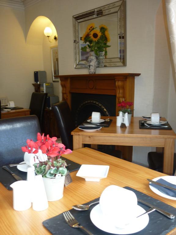 All Seasons Guest House Уиндермер Екстериор снимка