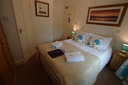 All Seasons Guest House Уиндермер Екстериор снимка